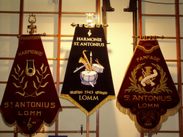 Harmonie St. Antonius Lomm - Voorzijde thumbnail