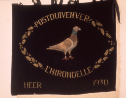 Postduivenvereniging L'Hirondelle Heer 1930 - Voorzijde