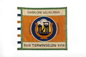 Harmonie-orkest Staatsmijn Wilhelmina Terwinselen 1958 - Voorzijde thumbnail